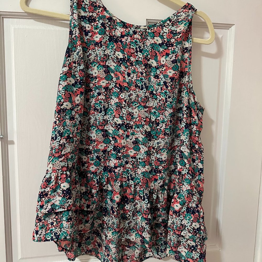 Sleeveless Floral Peplum Blouse
